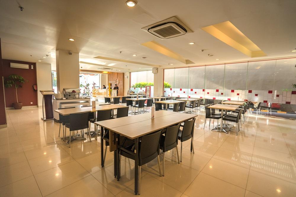 Amaris Hotel Pancoran Джакарта Экстерьер фото