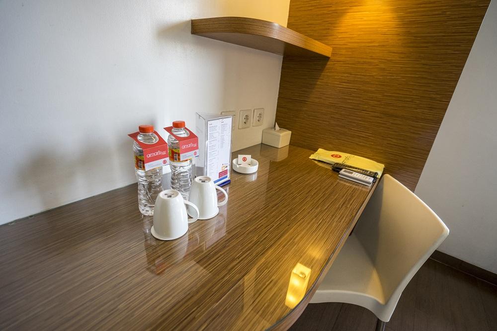 Amaris Hotel Pancoran Джакарта Экстерьер фото
